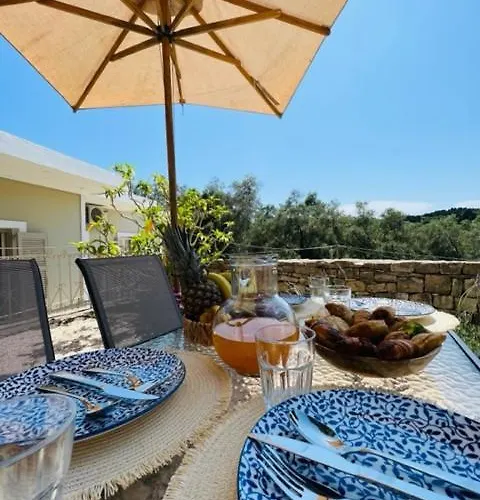 Ellie's House Tatil Evi *